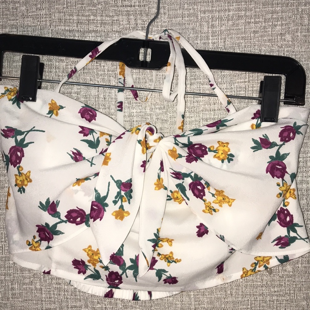 Leith White Floral Halter Tie-Front Crop Top sz M - Picture 2 of 7